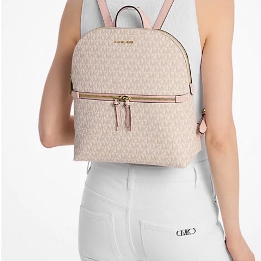 Michael Kors Medium Dallas Signature Logo Backpack - Picture 3 of 10